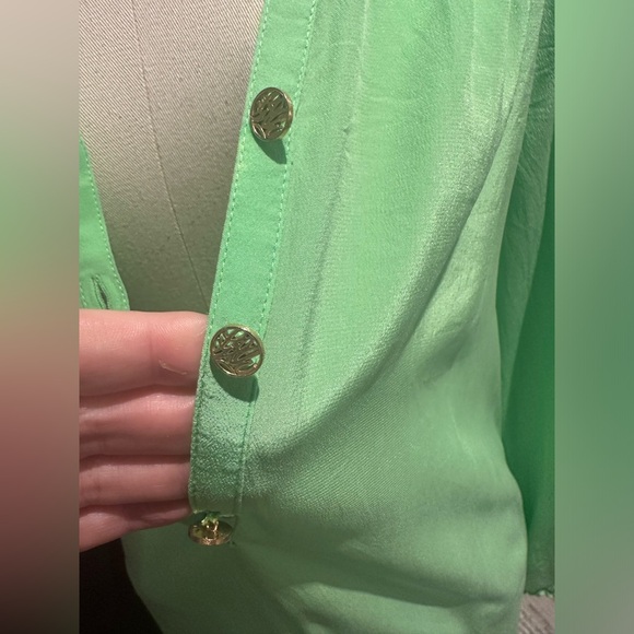 Lilly Pulitzer silk blouse - Picture 5 of 7